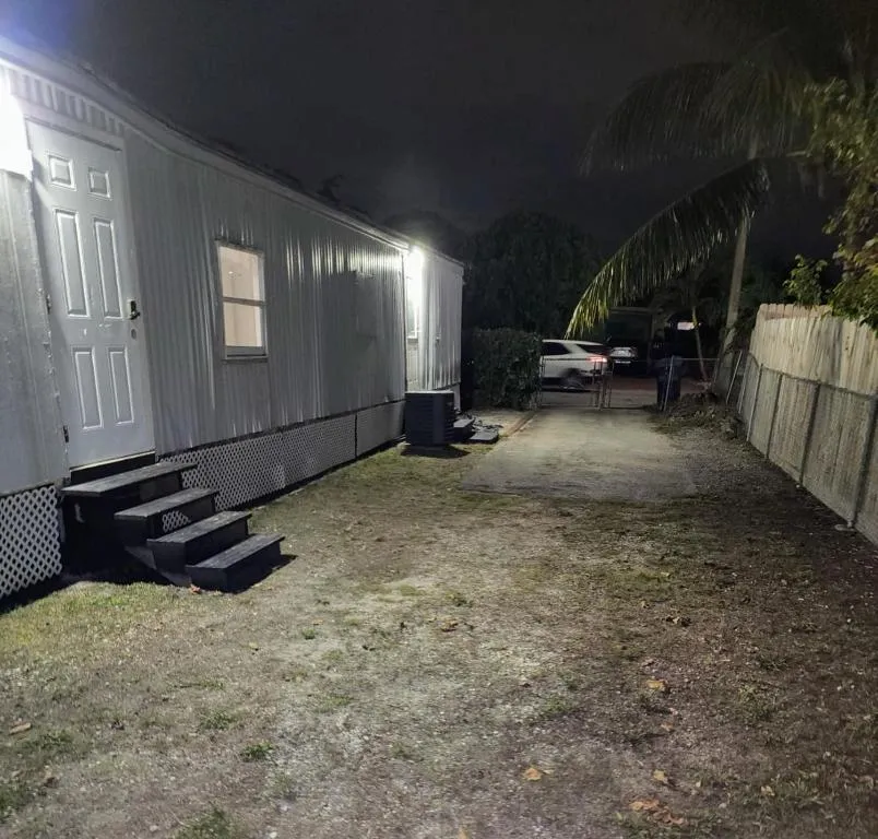 Image of 13101 Main Home Miami