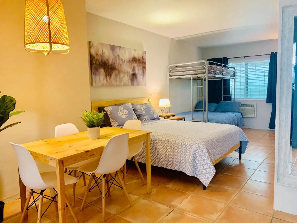 Image 3 of 1BR Studio Miami Beach