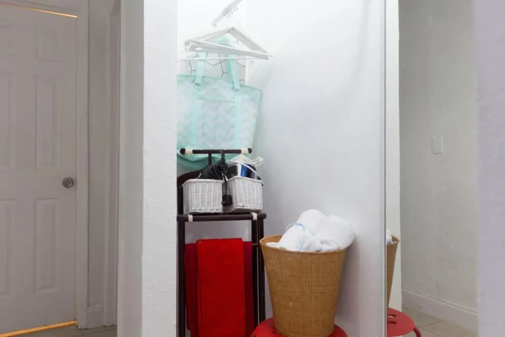 Image 2 of 1 Bedroom Apt near Coconut Grove – 5C