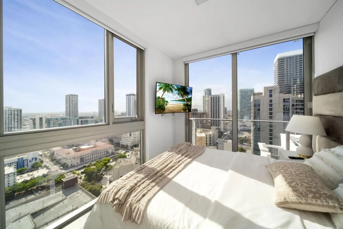 Image 2 of 227 Condominium by IONICA