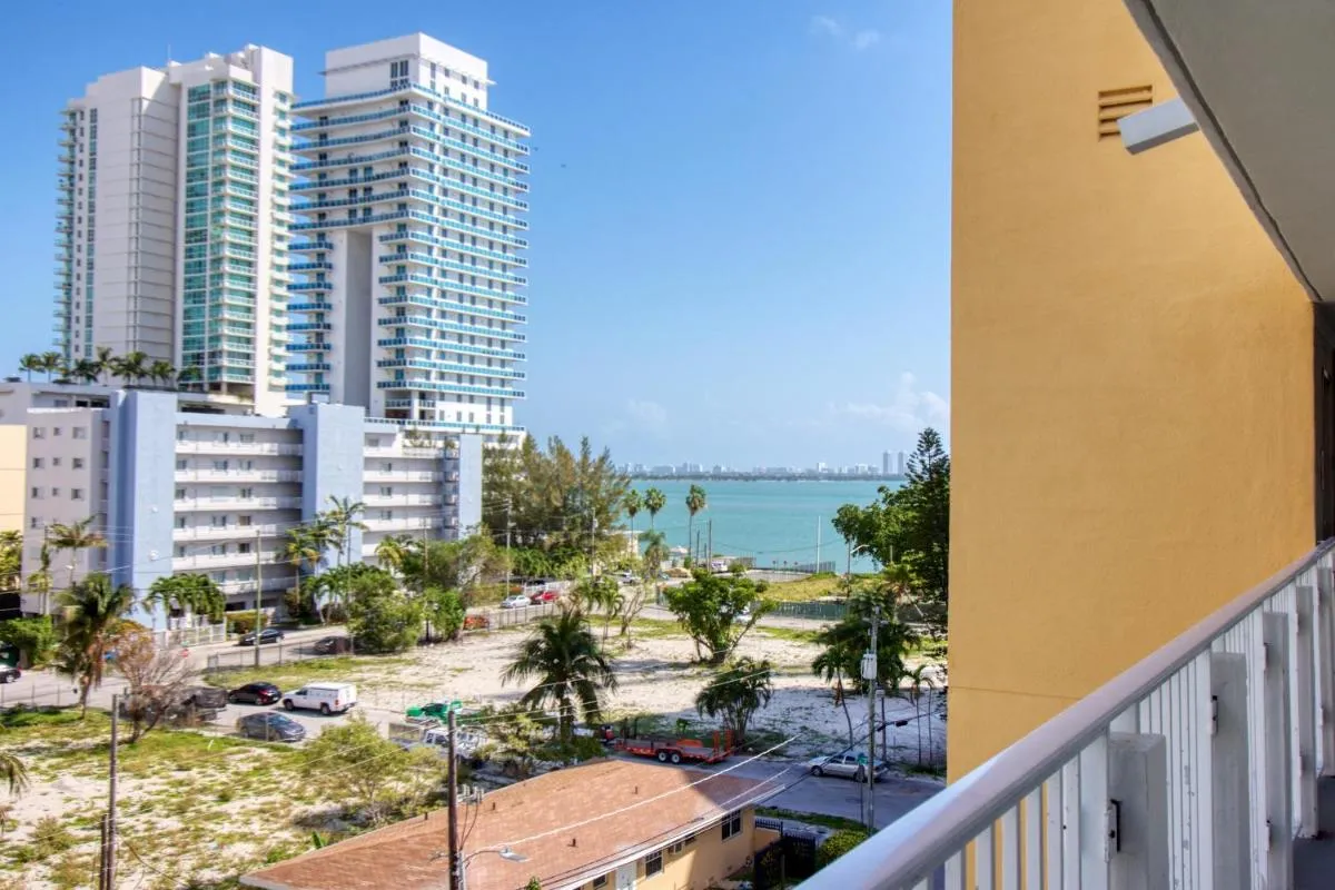 Image 6 of 23 Palms Suites – Midtown Wynwood