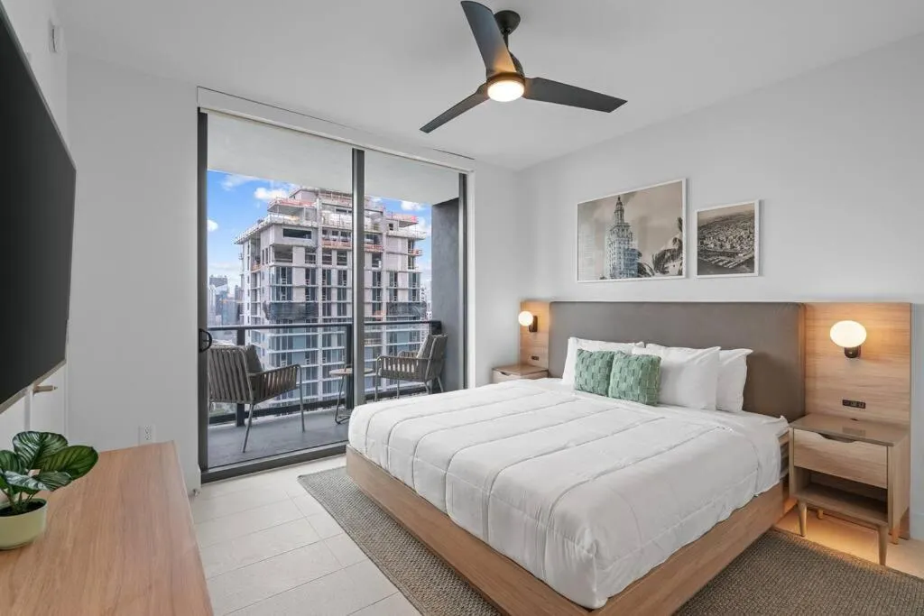 Image 1 of 3007New luxury apartment at Downtown Miami, 1 BD 1 BA