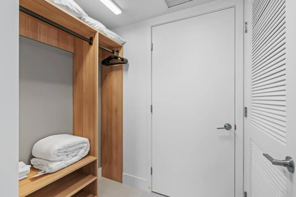 Image 2 of 3007New luxury apartment at Downtown Miami, 1 BD 1 BA
