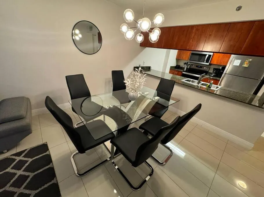 Image 4 of 36th-Floor Ocean View Brickell