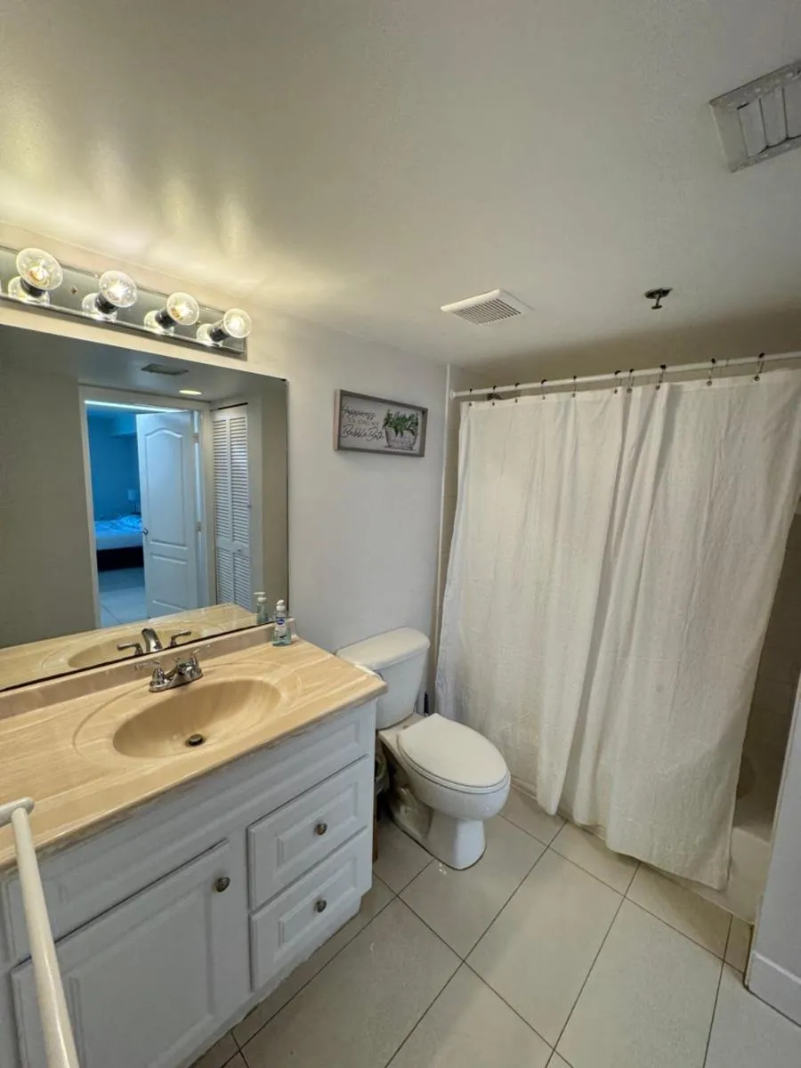 Image 2 of 36th-Floor Ocean View Brickell