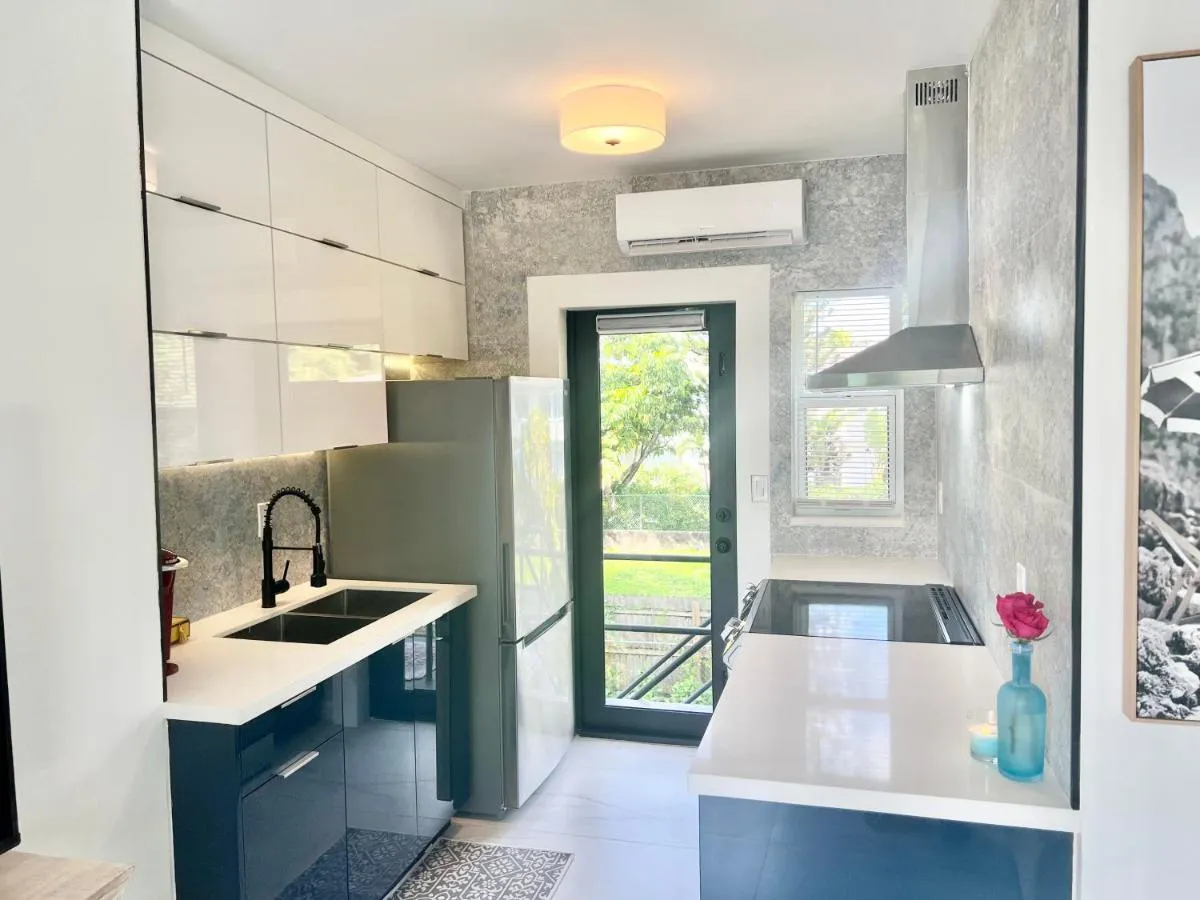 Image 3 of 3 SEASONS AT THE CARRINGTON 3 SEPARATE 2 Bedroom 1 Bathroom Apartments AND a 3 Bedroom 2 Bathroom Villa