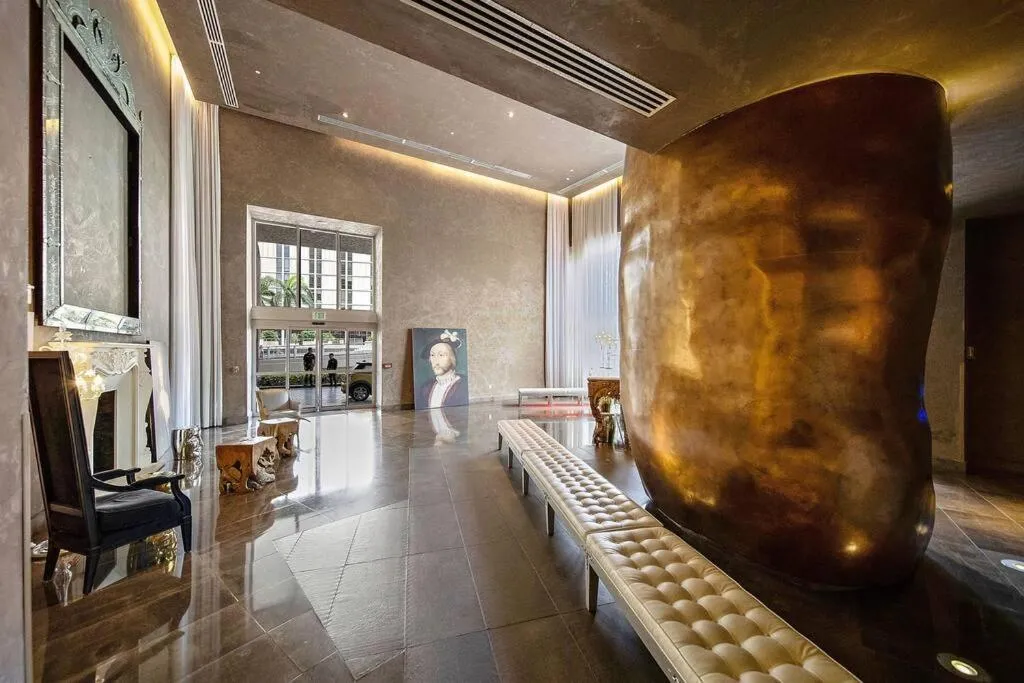 Image 3 of 41st Floor Icon Brickell Corner 2 bed/2bath with Bay and CityView • 5 star SPA