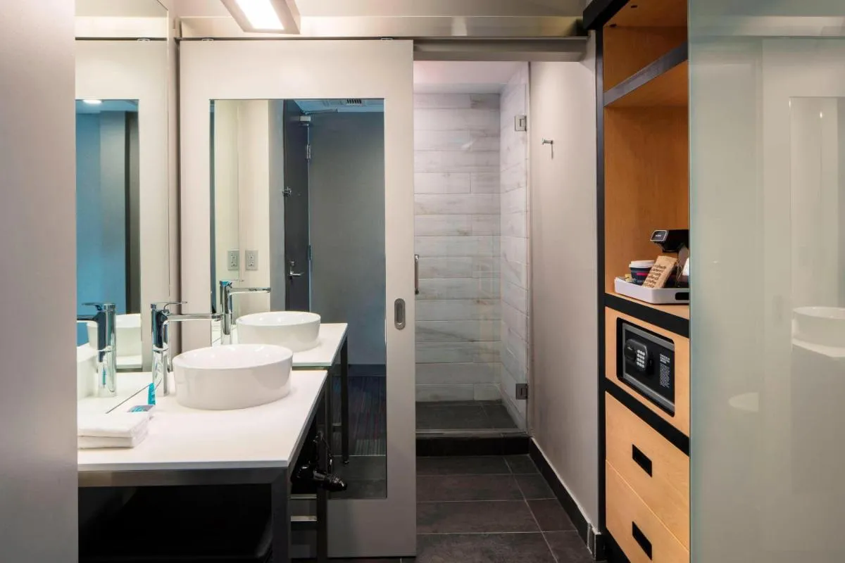 Image 2 of Aloft Coral Gables