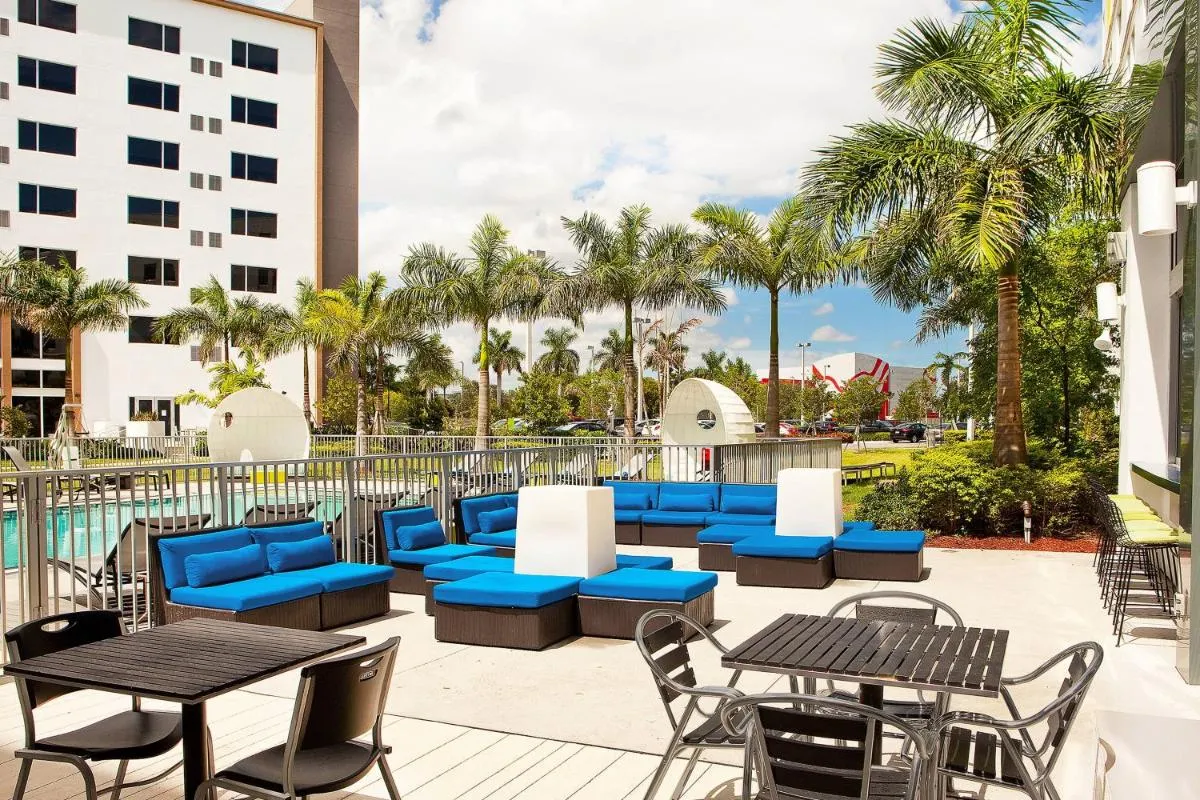 Image 6 of Aloft Miami Doral