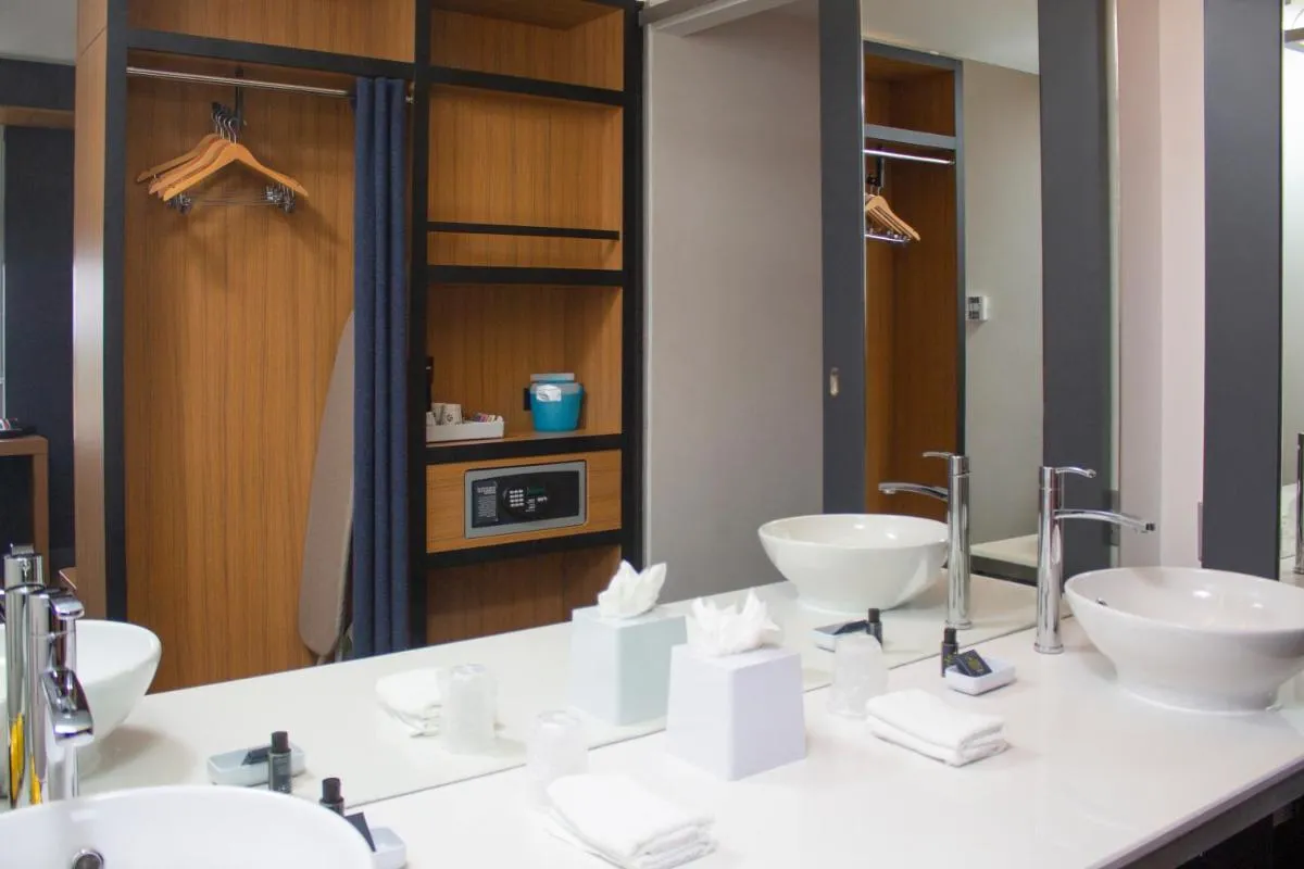 Image 2 of Aloft Miami Doral