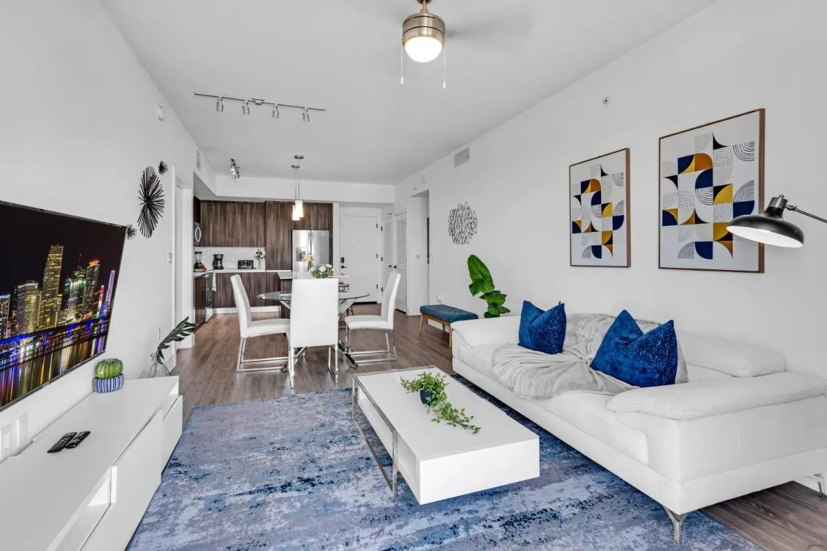 Image 4 of Amazing 2 Bedroom Unit In Doral Miami With Free Parking