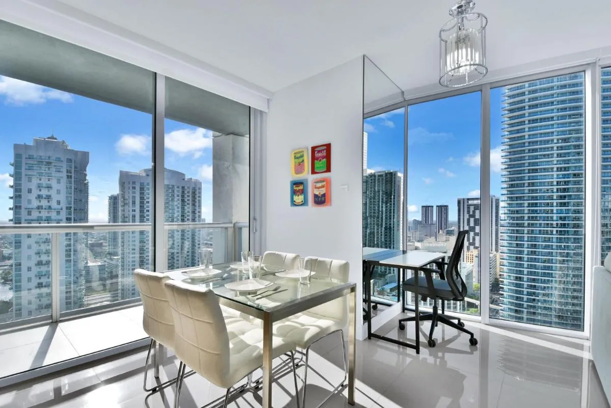 Image 4 of Amazing 2 Bedroom at Icon in the Heart of Brickell