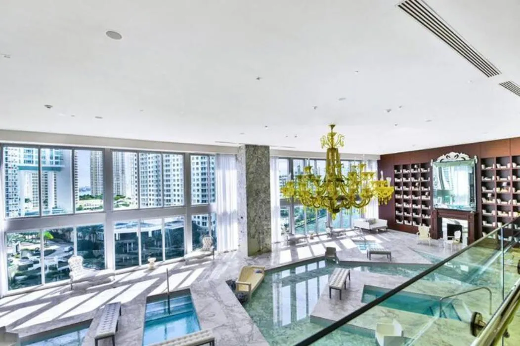 Image 3 of Amazing 2 Bedroom at Icon in the Heart of Brickell