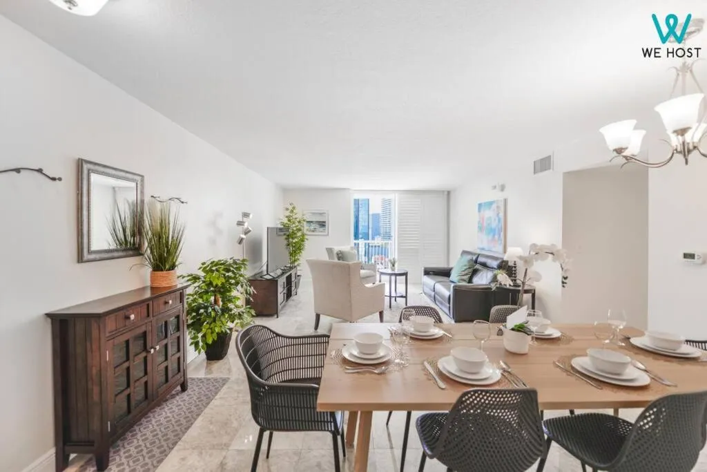 Image of Amazing 3BR Condo at Brickell with City Views