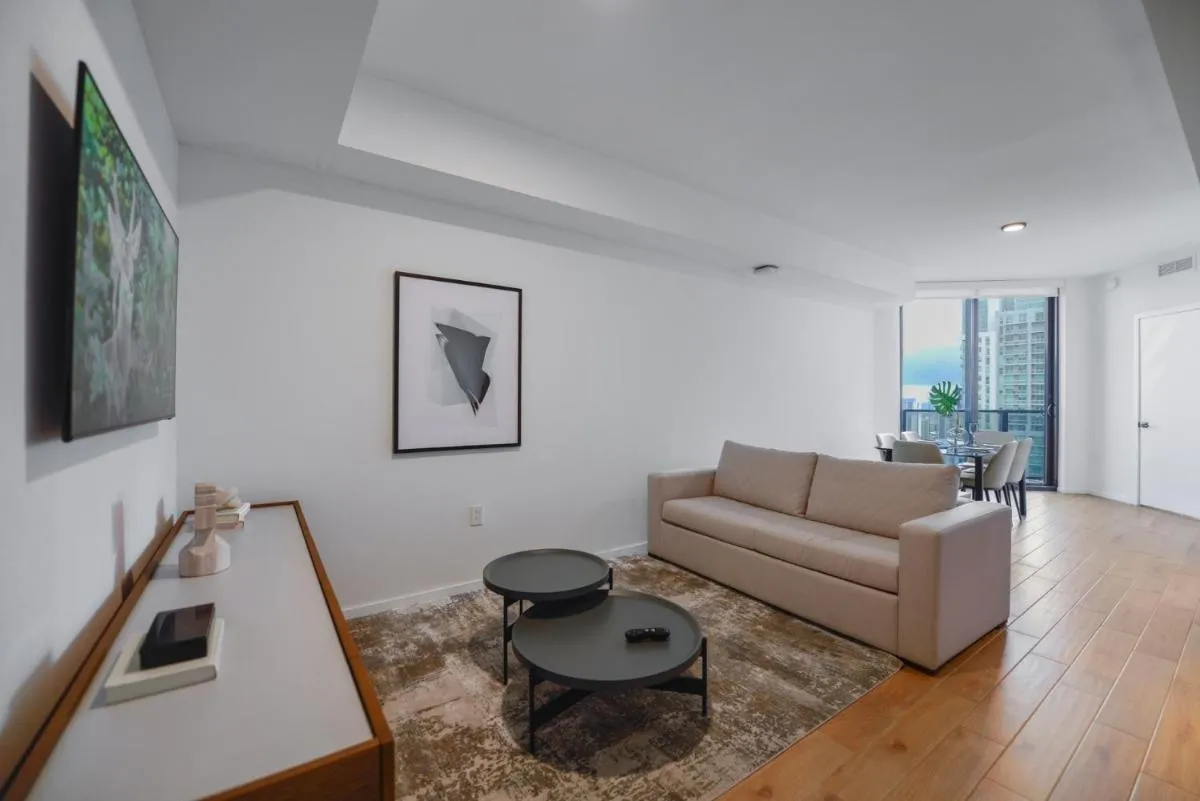 Image 1 of Amazing Apt with Panoramic Views of Bayside