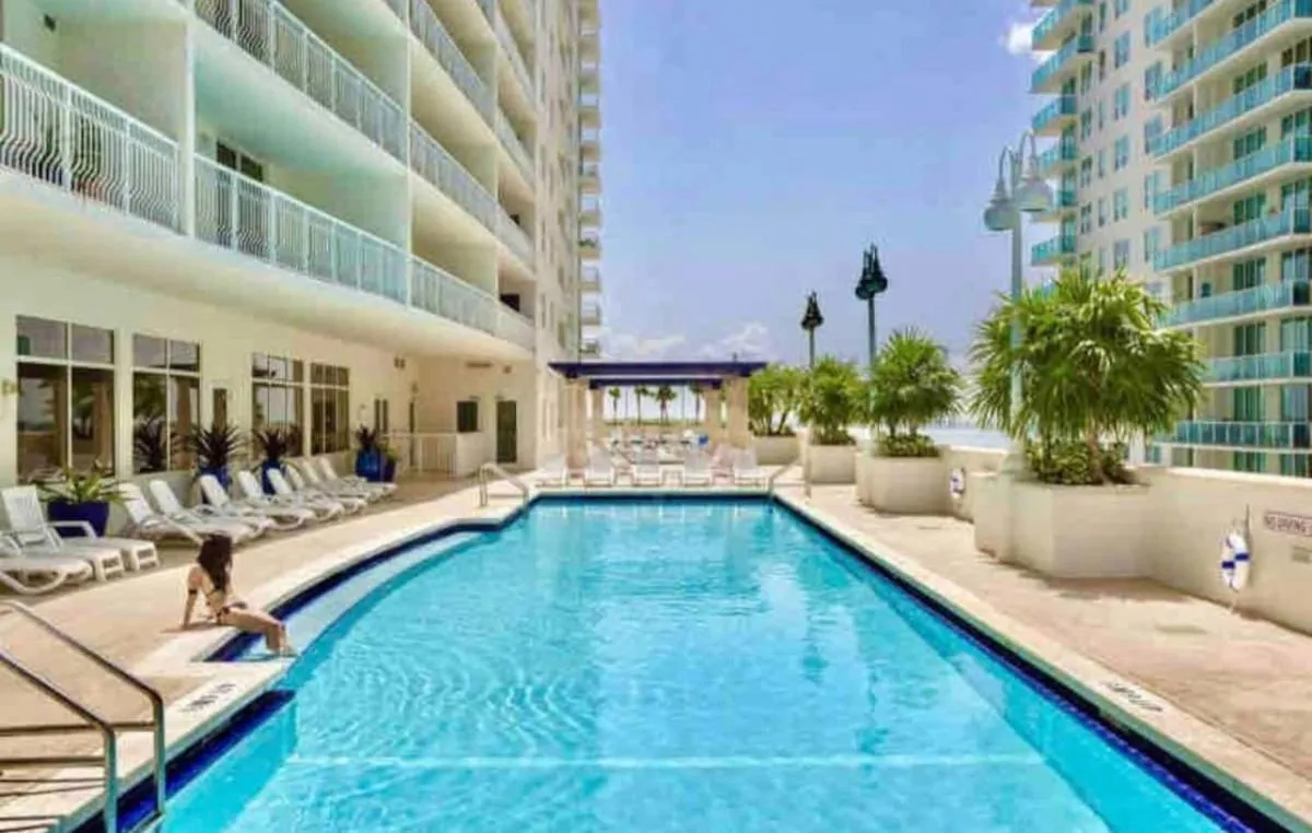Image 3 of Amazing Condo with FREE PARKING in Brickell Miami
