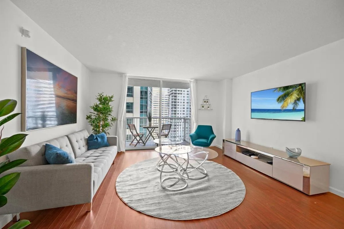 Image 5 of Amazing Condo with FREE PARKING in Brickell Miami
