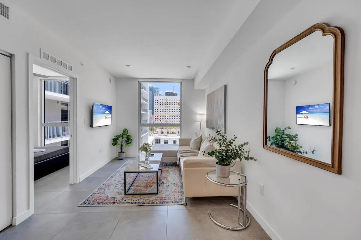 Image of Amazing Unit in Downtown Miami With Free Parking