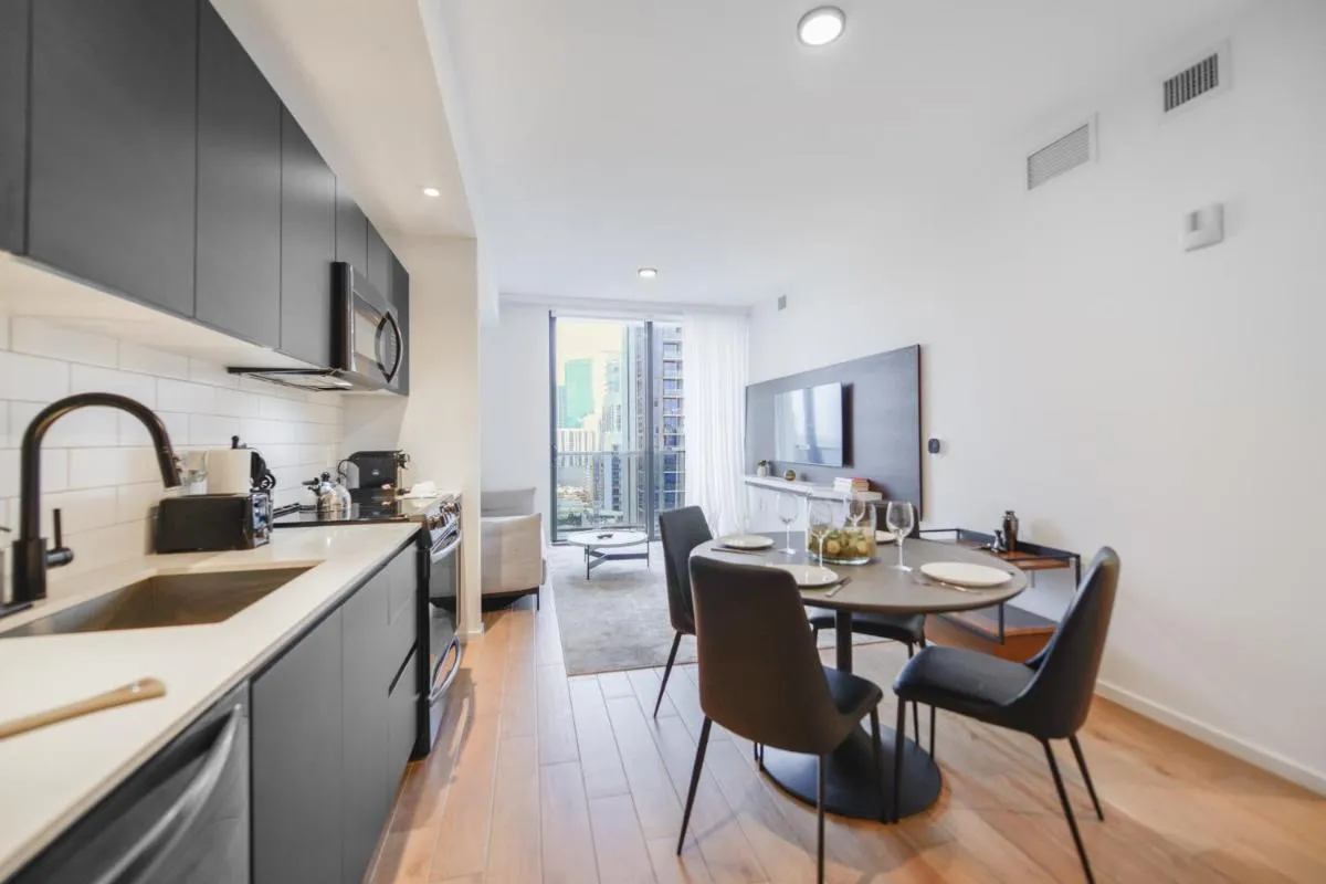 Image 1 of Apartment Breathtaking Views Near Bayfront Park
