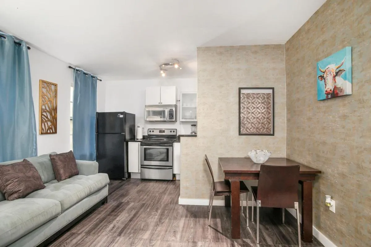 Image 3 of Apartment On The Beach