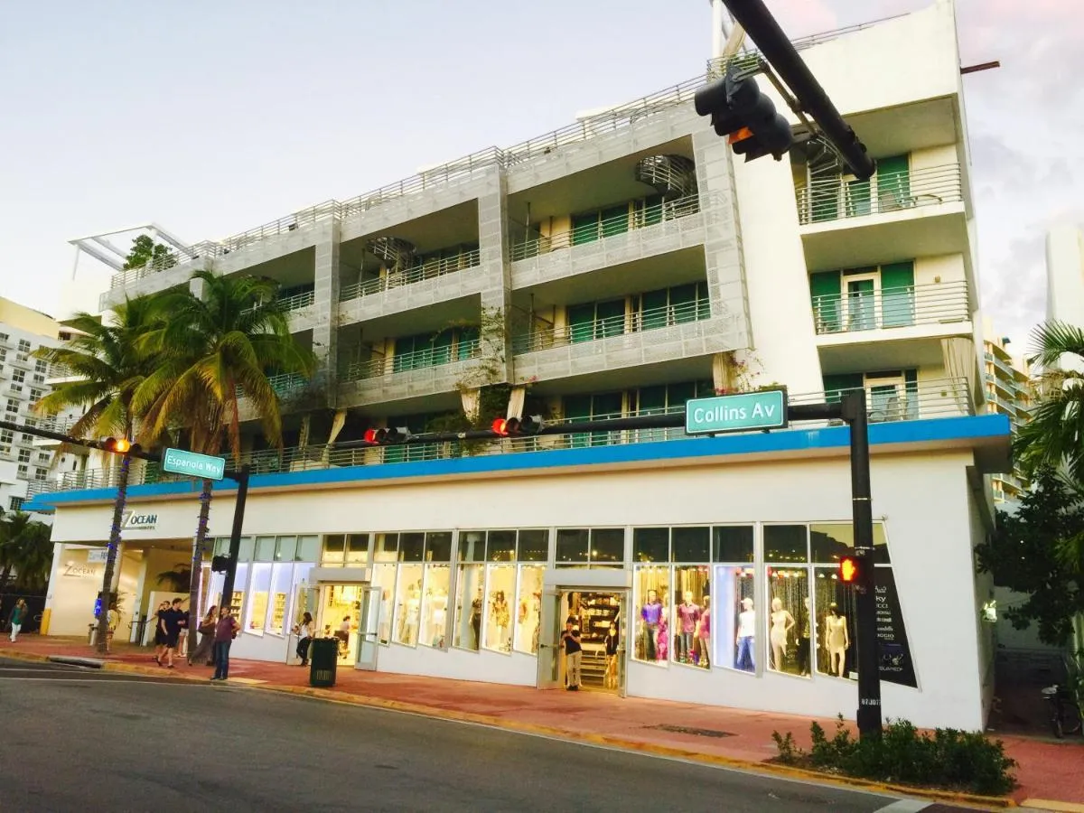 Image 2 of Apartment at De Soleil Hotel on Ocean Drive