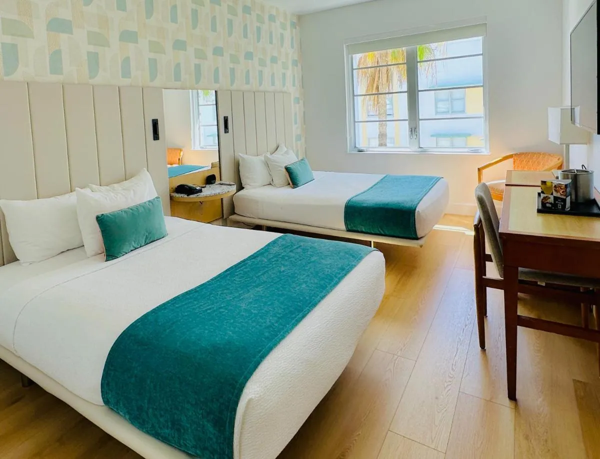 Image 3 of Avalon Hotel