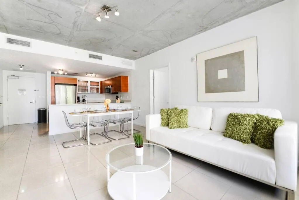 Image 4 of Awesome Apt With Pool in Midtown Miami