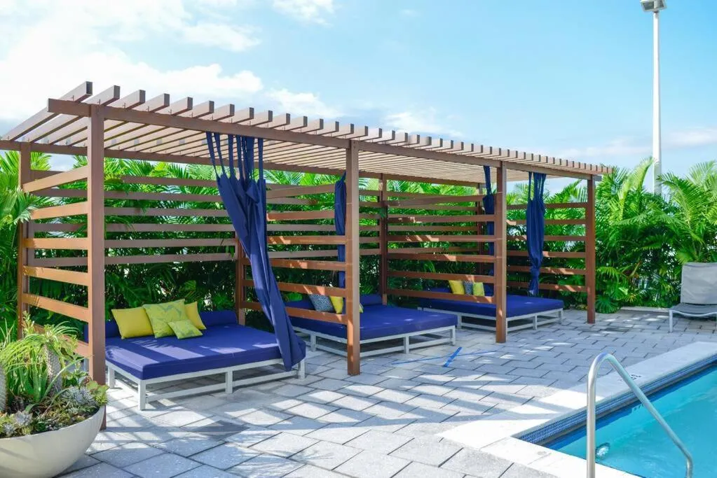 Image 3 of Awesome Apt With Pool in Midtown Miami