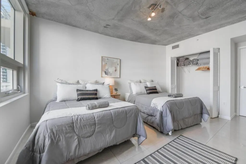 Image 6 of Awesome Apt at Midblock Miami With Pool