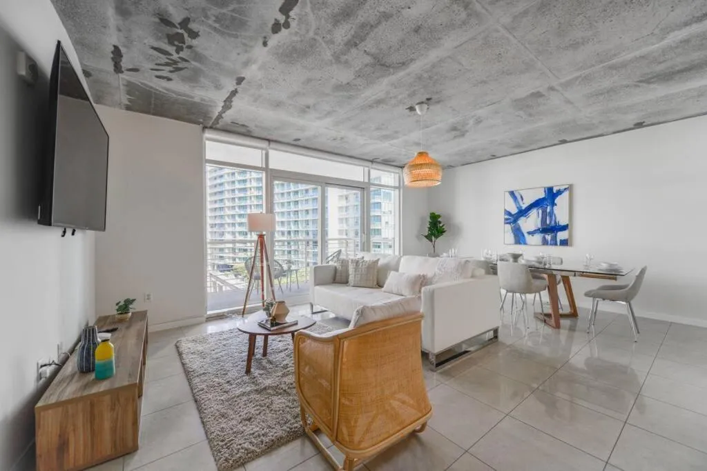 Image 4 of Awesome Apt at Midblock Miami With Pool