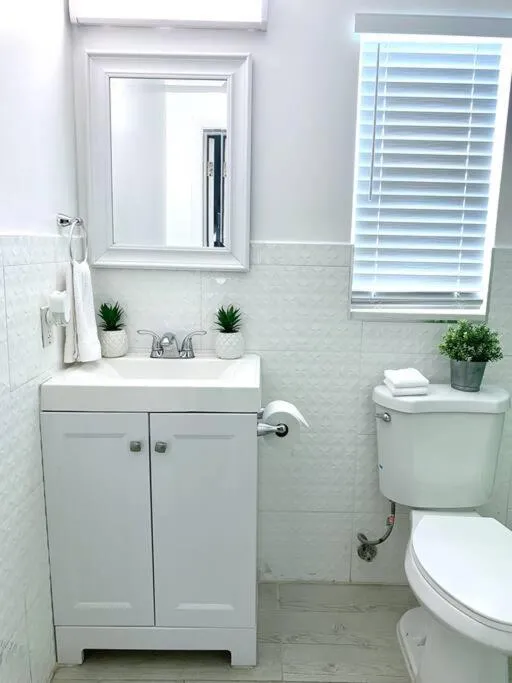 Image 4 of B01 Minutes from the beach Studio Midtown Wynwood