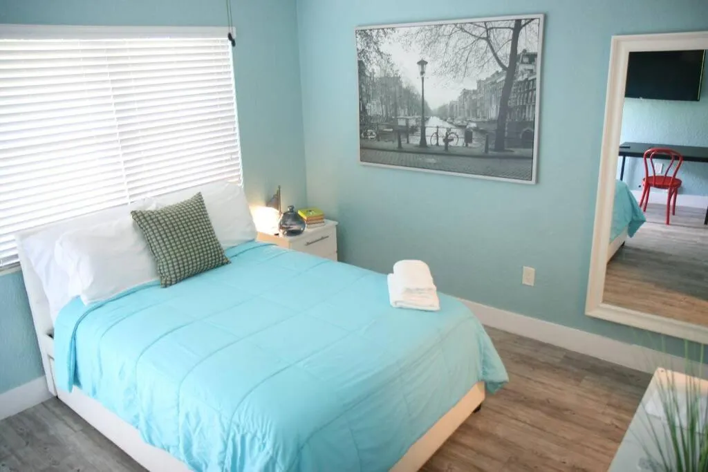 Image of B03 Location! Studio close 2 Beach & Design District