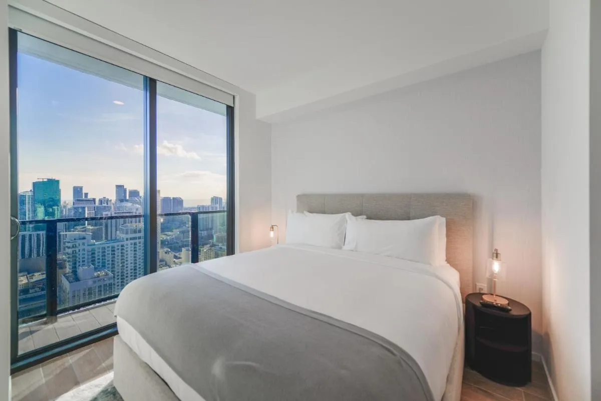 Image 3 of Bayside Apartment with Impressive City Views