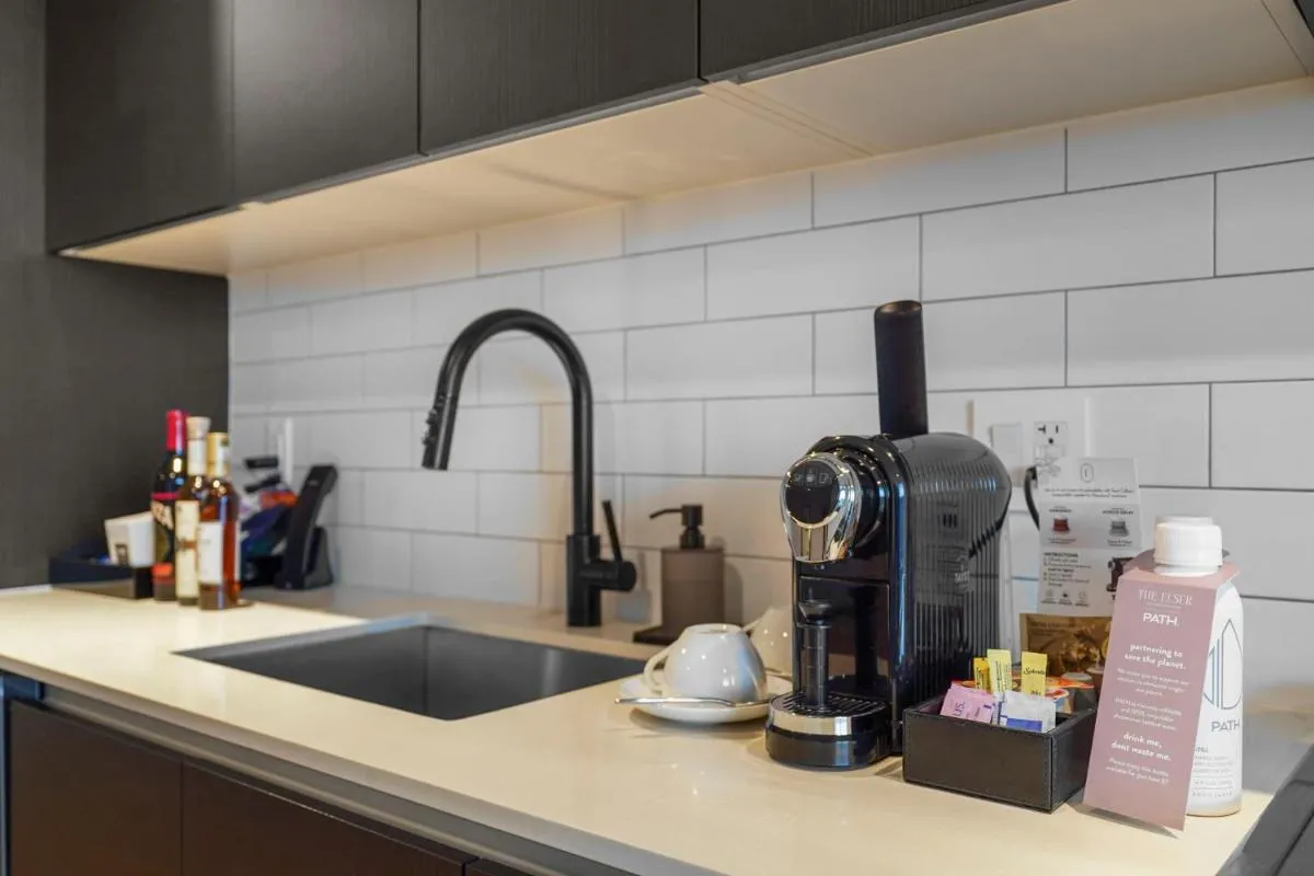 Image 5 of Bayside Apartment with Stunning City Views