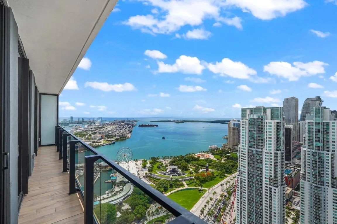 Image of Bayside Apartment with Stunning City Views