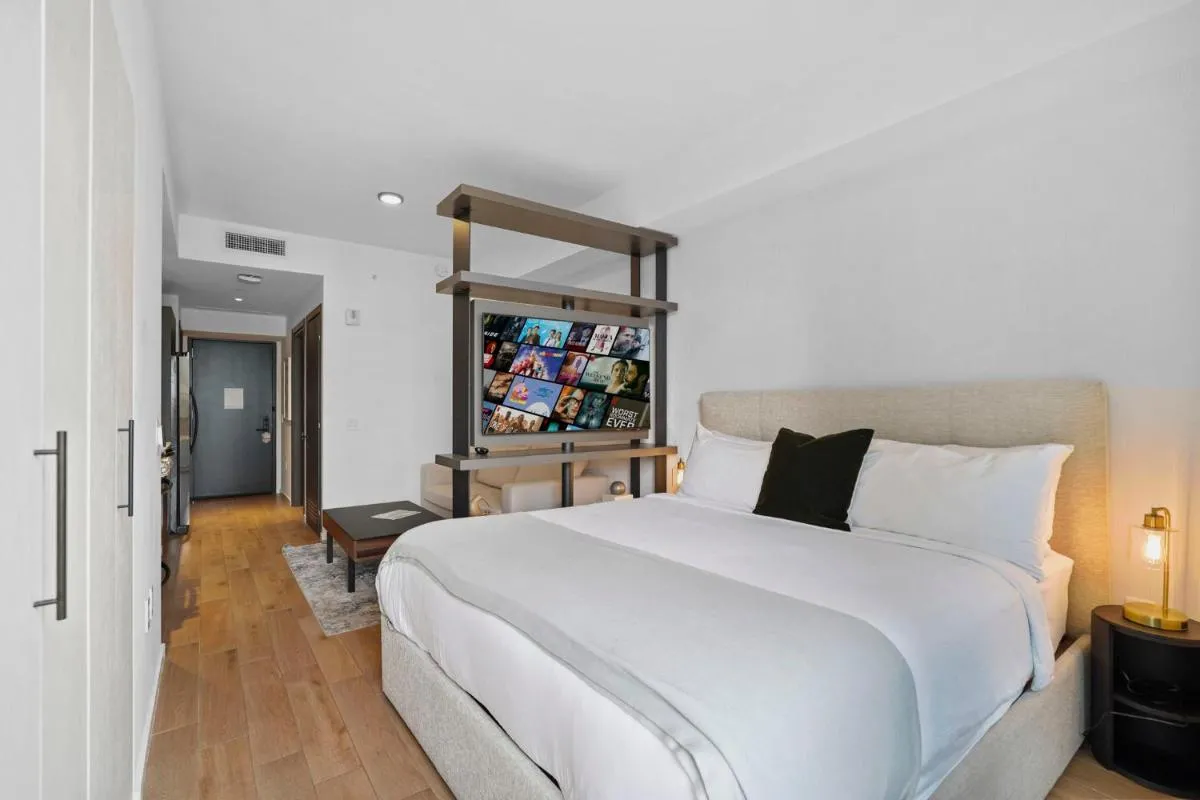 Image 4 of Bayside View Luxury Studio in Downtown Miami