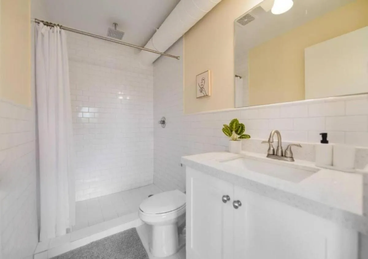 Image 6 of Beautiful 2 BR Residence Close to Miami Beach 4