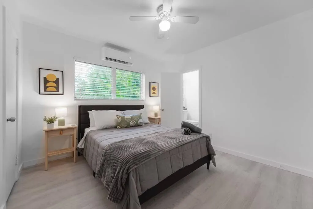 Image 1 of Beautiful Apt 2/2 Near The Beach