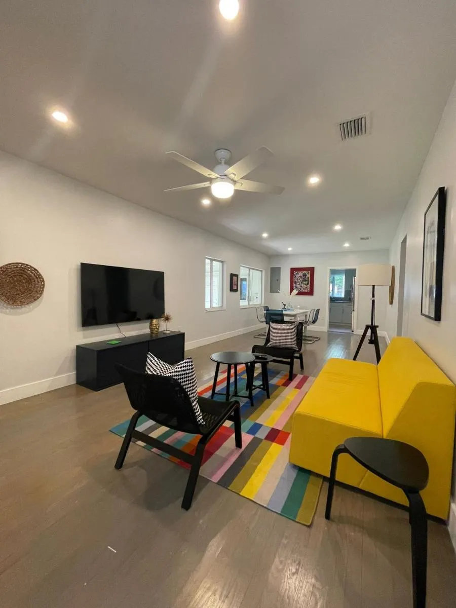 Image 4 of Best location Miami Brickell 3 bedroom Home