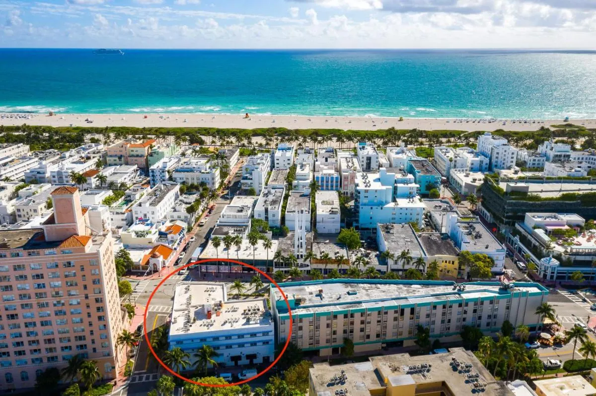 Image 1 of Best location in SOBE – 2 min to beach & Ocean Dr