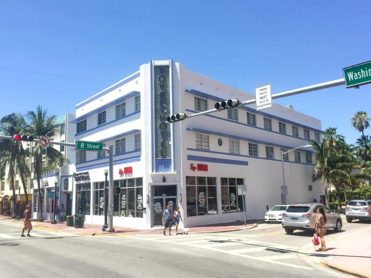 Image 6 of Best location in SOBE – 2 min to beach & Ocean Dr