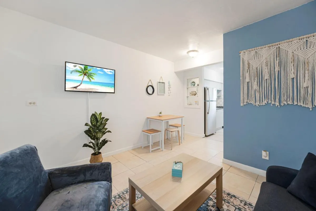 Image 4 of Blue Anchor 1 Br Miami Apt Near Brickell