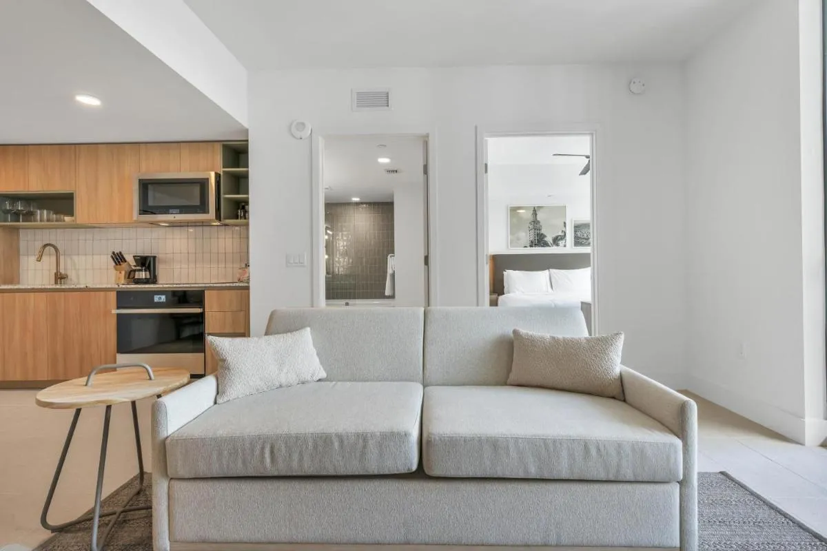 Image 5 of Brand New 1 Bed Natiivo 29th floor
