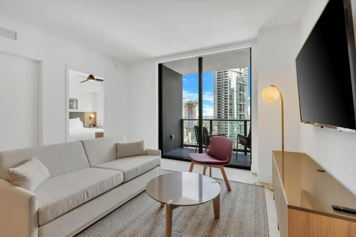 Image 6 of Brand New 1 Bed Natiivo 29th floor