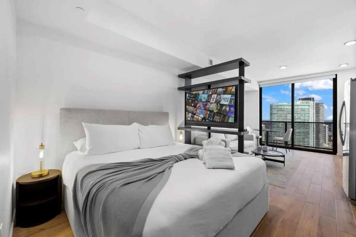Image 2 of Breathtaking City & Bay Views at Downtown Miami