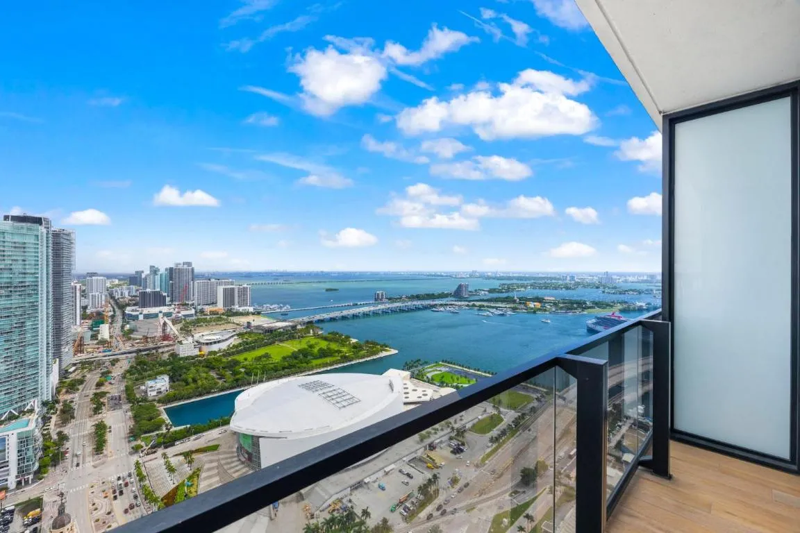 Image of Breathtaking City & Bay Views at Downtown Miami