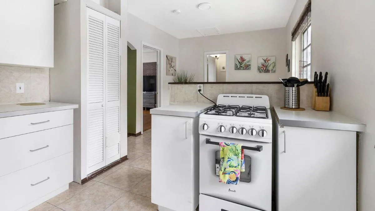 Image 3 of Brickell 4ever Apartment Beach 10 minutes Location