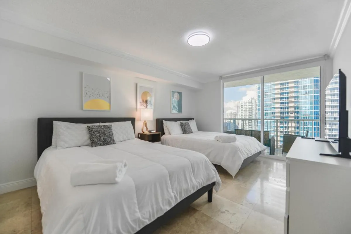 Image 1 of Brickell High Floor Beautiful View by Palermo Home Miami