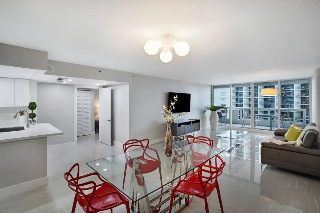Image of Calypso – Gorgeous Miami Renovated Spacious Condo!