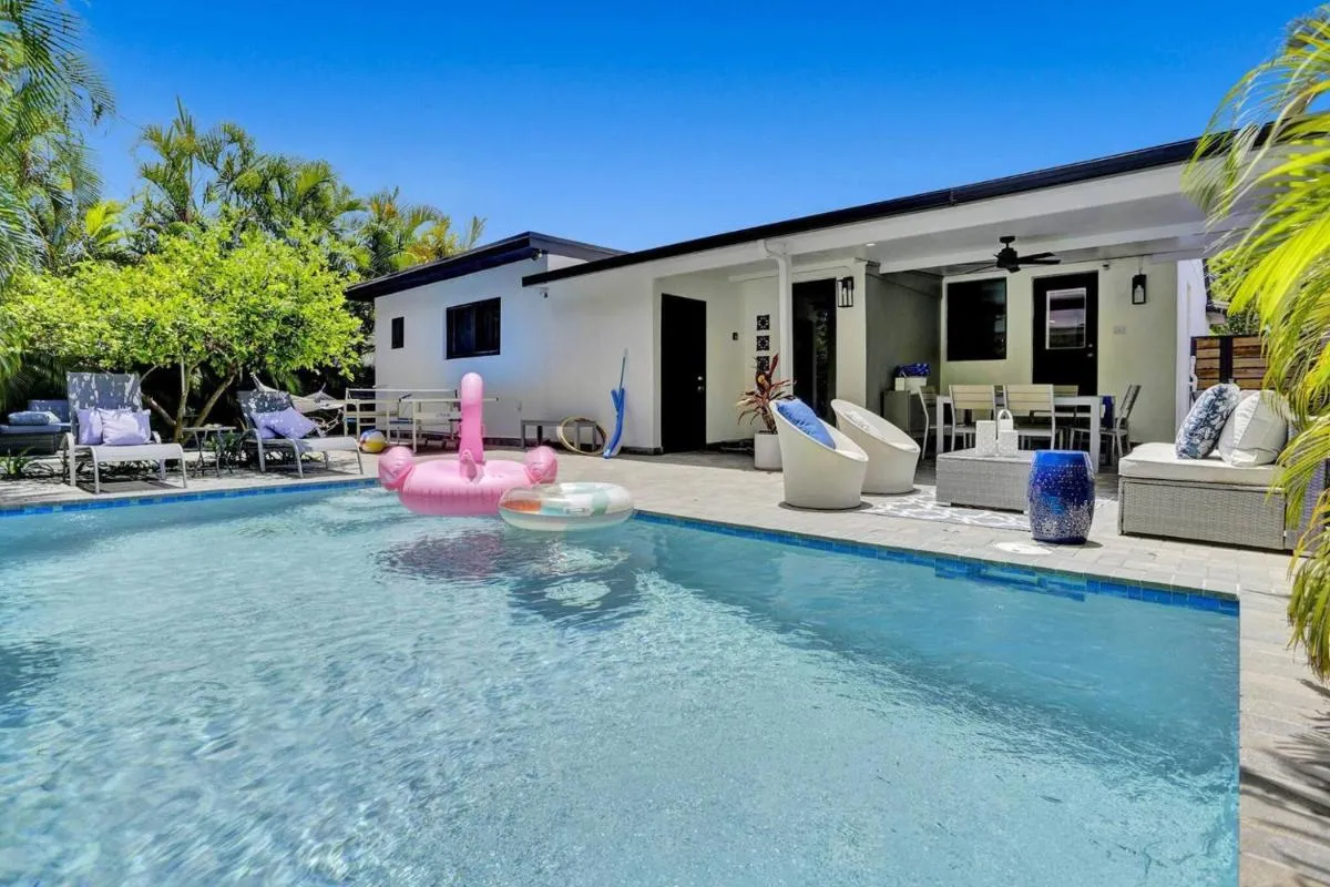 Image 3 of Casa Coral with Heated Pool Charcoal BBQ area